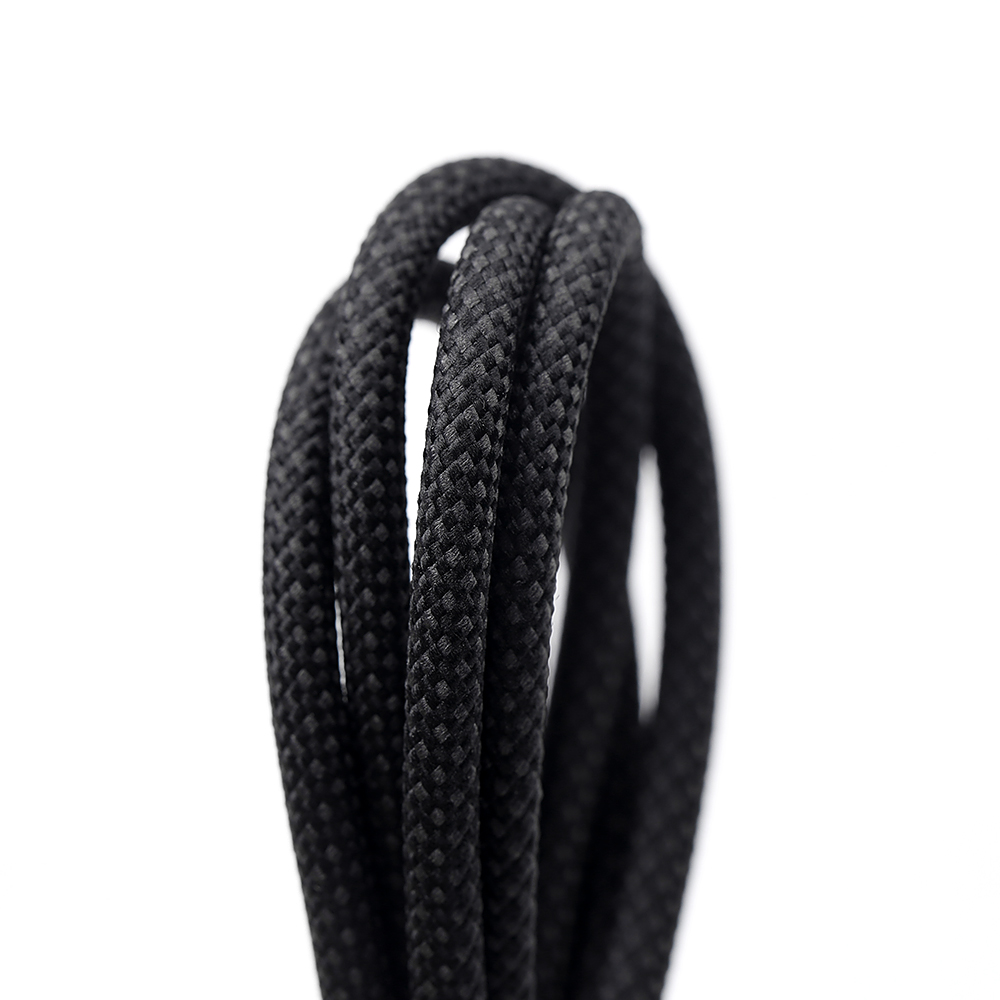 Tangle-Free Braided Cable – Fast Charging and Stable Data Transfer