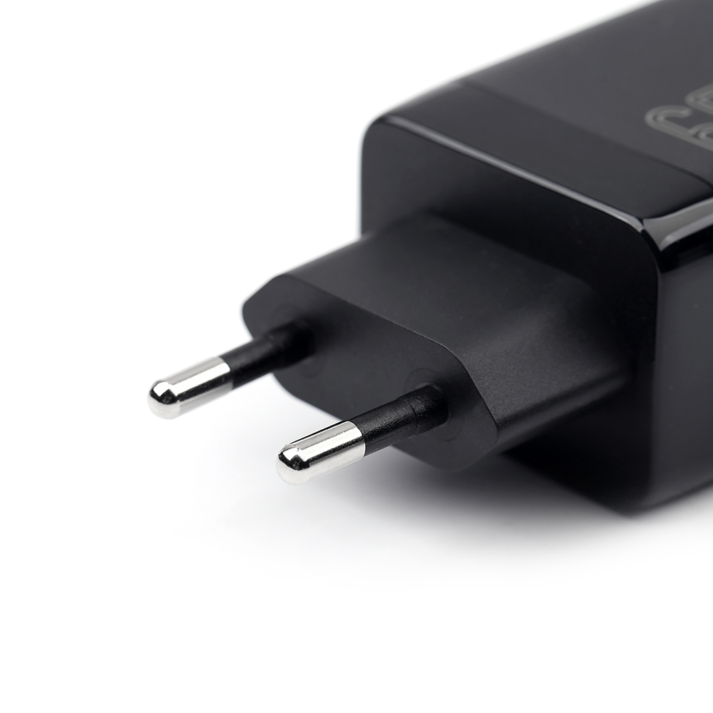 Retail Packaging Display – NCC 65W USB-A+C+C GaN Fast Charger Box Design